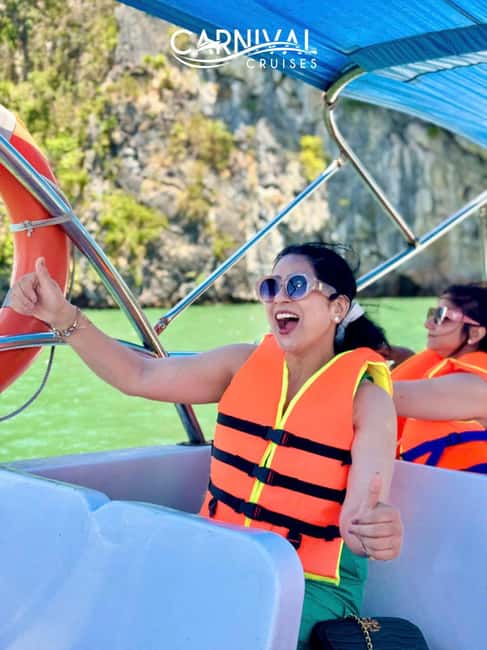 Halong Bay: Luxury Day Cruise, Caves, Kayak & Buffet Lunch - Boarding at 10:00 and settling into the ship