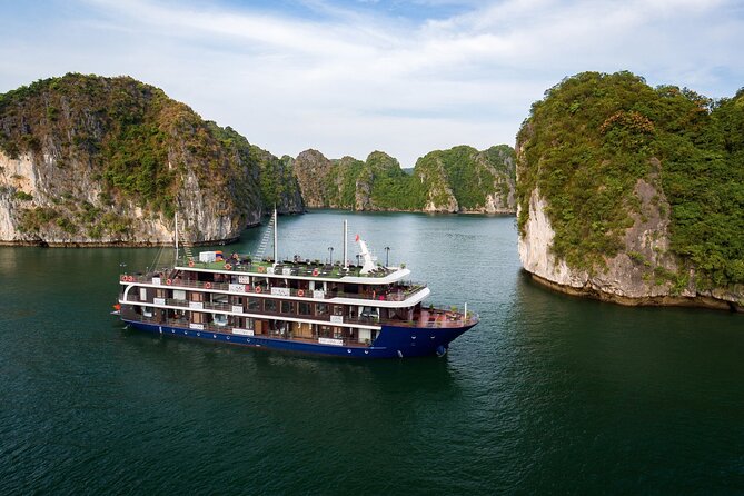 Halong Pandora 5 Star Cruise 2D1N-All Inclusive, cave, transfer - Morning views and the second-day schedule