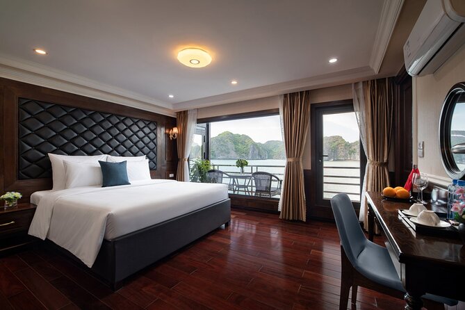 Halong Pandora 5 Star Cruise 2D1N-All Inclusive, cave, transfer - Lunch while sailing into Lan Ha Bay