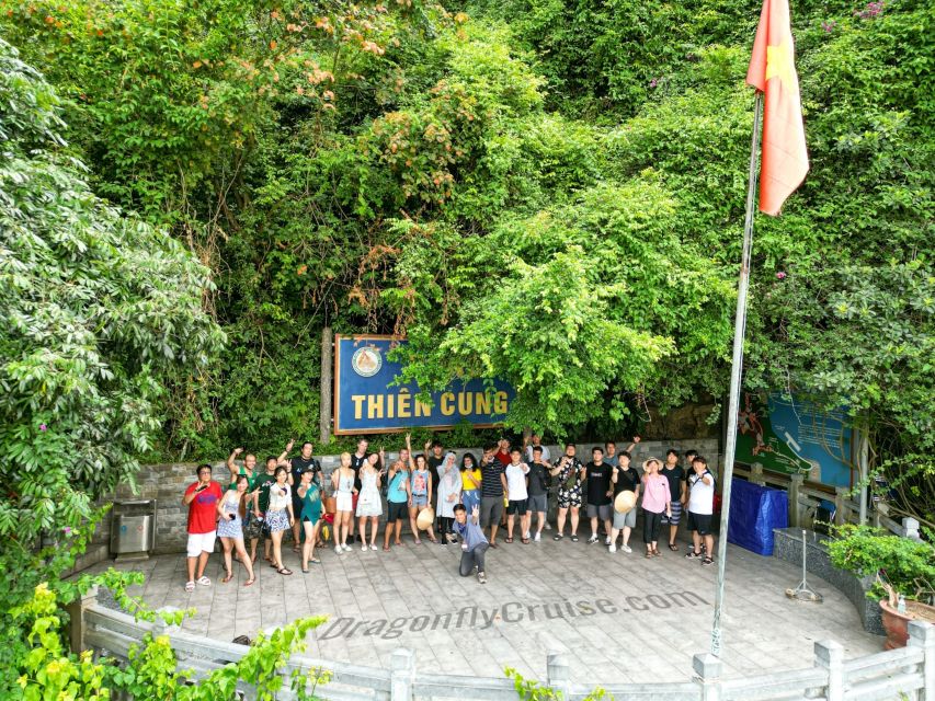 Hanoi: Islands & Caves Ha Long Cruise with Lunch & Kayaking - Thien Cung Cave, the Heavenly Palace
