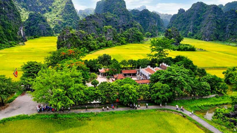 Hanoi/Ninh Binh: 1-Day Tam Coc/Trang An, Hoa Lu & Mua Caves - What makes this Ninh Binh day trip useful