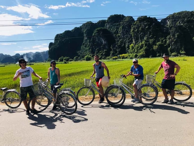 Hanoi: Ninh Binh, Bai Dinh/Hoa Lu, Trang An, & Mua Cave Tour - Choosing Bai Dinh Pagoda or Hoa Lu cycling