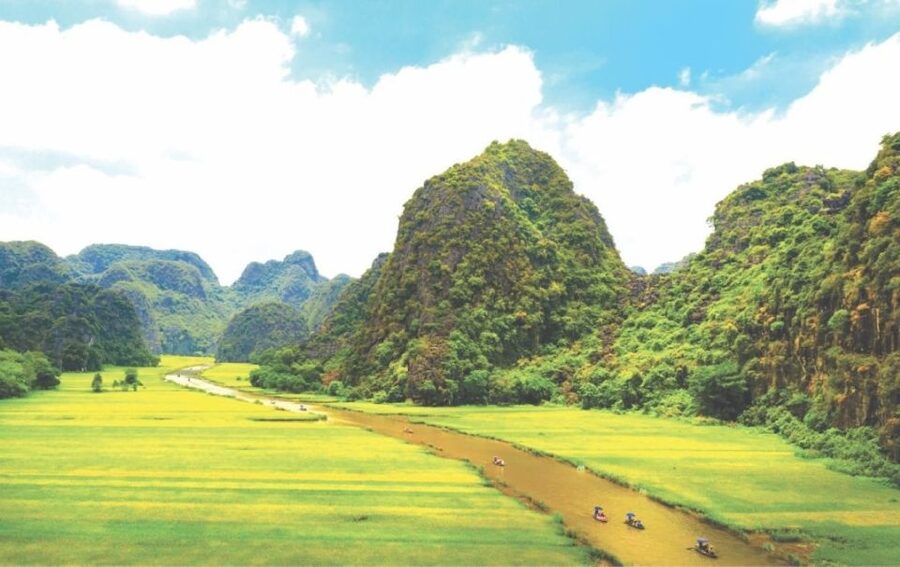 Hanoi: Ninh Binh, Hoa Lu, Tam Coc and Mua Cave Day Trip - Who Should Book This Ninh Binh Day Trip?