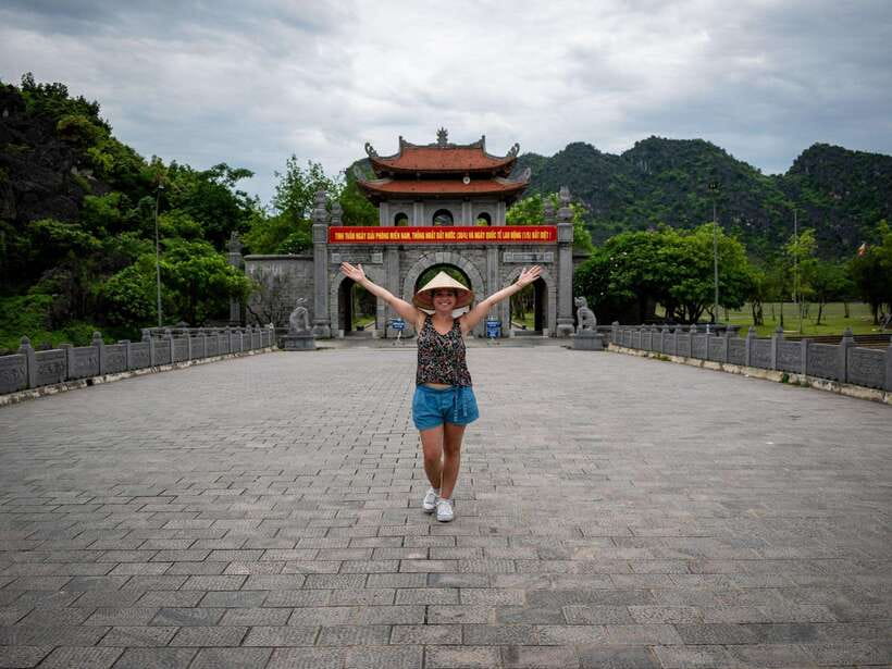 Hanoi: Ninh Binh, Hoa Lu, Trang An & Mua Cave Day Trip - Key points at a glance