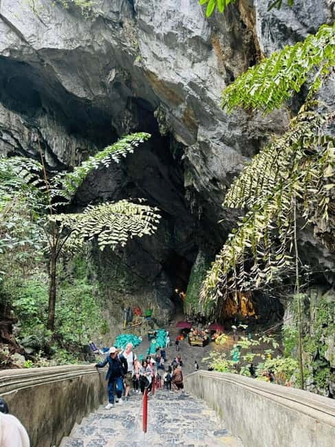 Hanoi: Perfume Pagoda Day Tour with Boat Ride & Cave Visit - The two-hour trip from Hanoi