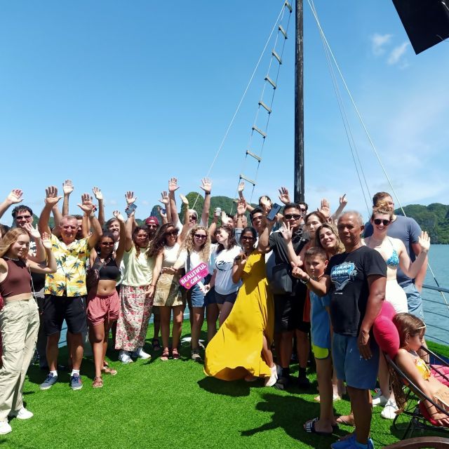 Hanoi: Roundtrip Halong Bay Islands, Caves, Kayaking & Lunch - Returning to Tuan Chau and Hanoi