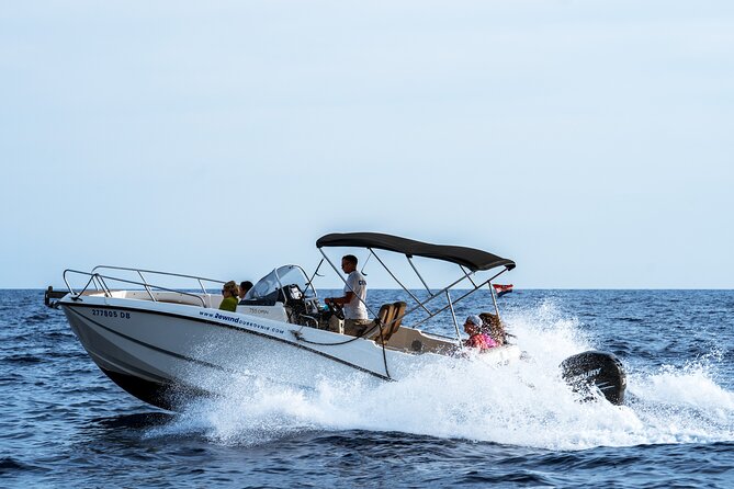 Hidden Gems Odyssey: Private Elaphiti Islands & Blue Cave Tour - Why a private boat is the smart way to see the Elaphiti Islands