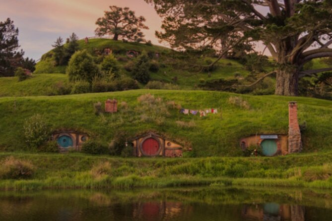 Hobbiton and Waitomo Caves Arrive in Comfort and Style - Who will enjoy this day most?