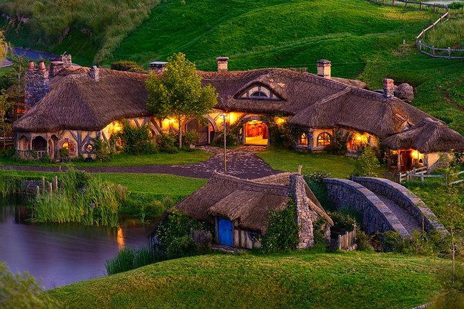 Hobbiton & Waitomo Caves Small Group Tour from Auckland inc Lunch - Why this Auckland day trip works