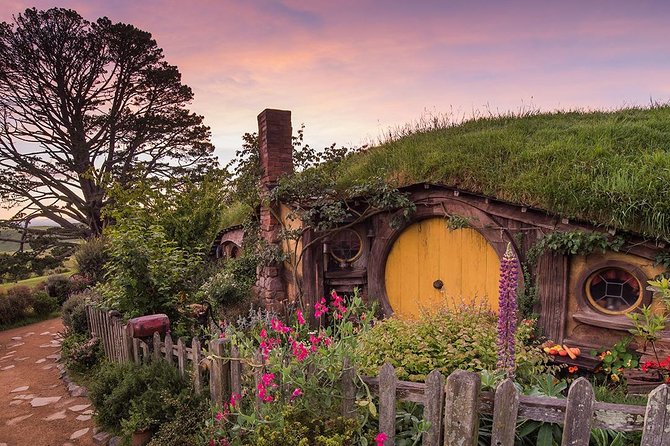 Hobbiton & Waitomo Caves Small Group Tour from Auckland inc Lunch - The return to Auckland is part of the experience