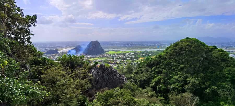 Hoi An: Marble Mountains, Am Phu Cave & Monkey Mountains - Morning or afternoon: choosing the better departure