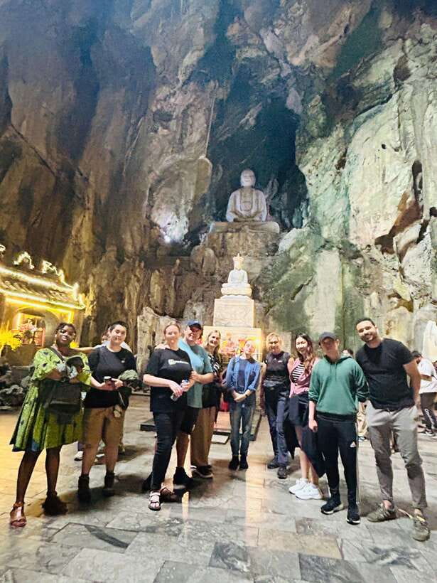 Hoian/Danang: Marble Mountain - Am Phu Cave & Lady Buddha - Non Nuoc Stone Carving Village at the mountain’s foot