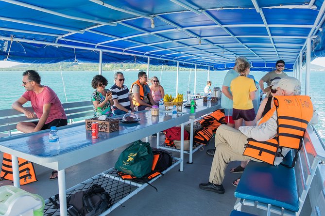 Hong by Starlight: Sea Cave Kayaking and Loy Krathong Floating - Lunch, dinner, and the boat as your floating base