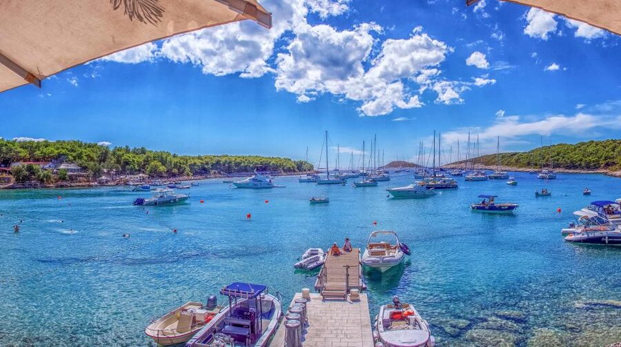 Hvar: Blue and Green Caves Boat Tour with Stiniva Beach - Stiniva Cove and its narrow beach