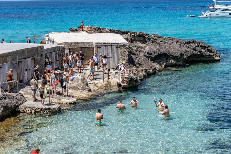 Ibiza Safari Private – Hidden Beaches, Caves & Snorkeling - Sa Figuera Borda and the island’s unusual stonework