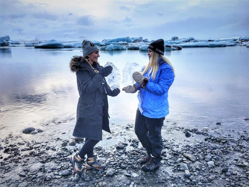 Iceland 3-Day Tour Golden Circle, Glacier Lagoon, & Ice Cave - Sleeping, eating, and packing for three days