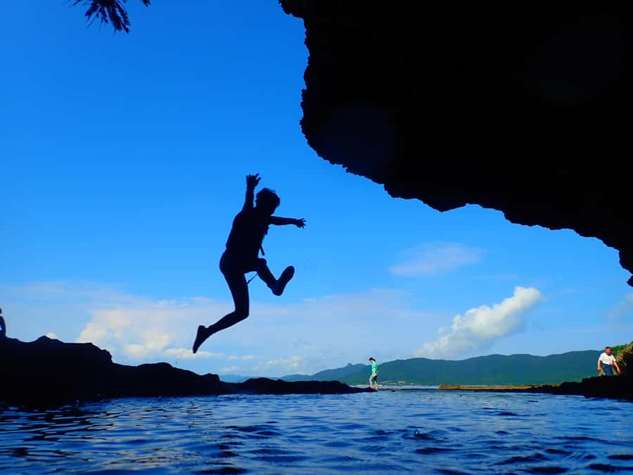 Ishigaki: Canoe or SUP at Kabira Bay＆Snorkeling at Blue Cave - Who should book this experience