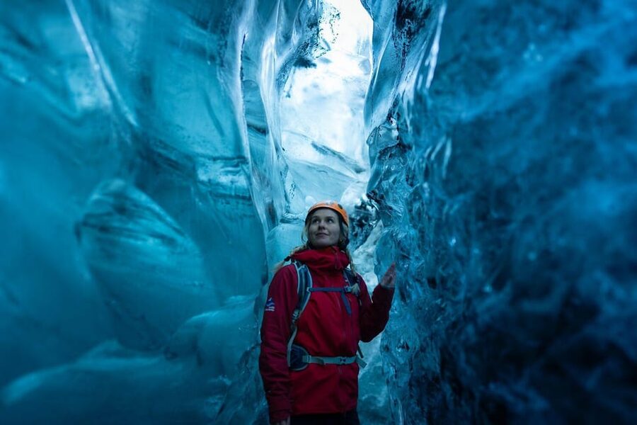 Jökulsárlón: Crystal Ice Cave Super Jeep Tour - Why this ice cave is never exactly the same