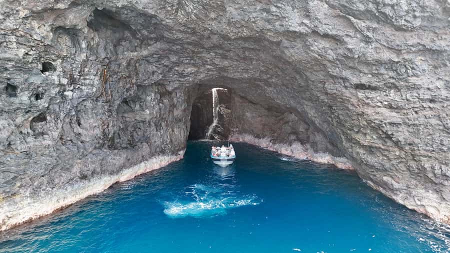 Kauai: Nā Pali Coast Zodiac Raft Sea Caves + Snorkel - Starting at the Waimea office