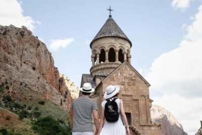 Khor Virap, Noravank and Birds’ Cave Trip with Wine Tasting