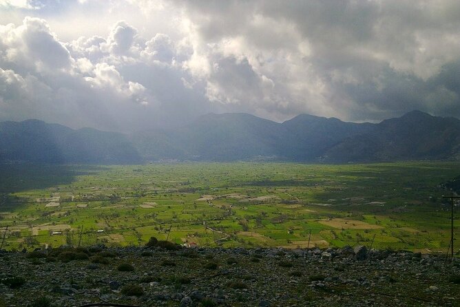 Knossos & Lasithi Plateau: Zeus Cave,Villages, Olive Oil Tour - A full Cretan day from Heraklion