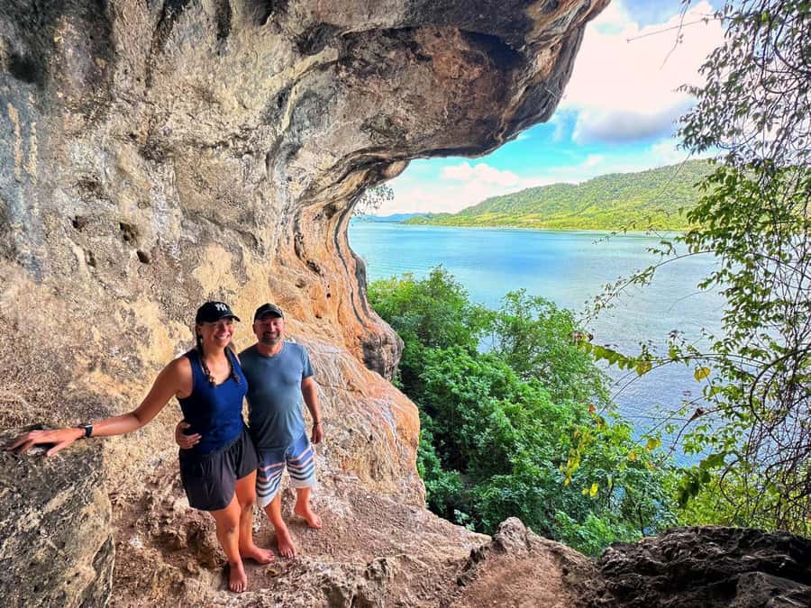 Ko Lanta: Half-Day Kayaking Koh Phee & Koh Talabeng 2 Caves - Why this four-hour outing works so well