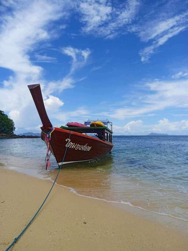 Ko Lanta: Ko Aung, Ko Phee Ghost Cave Island, Talabeng Kayak - What to pack for this four-hour outing