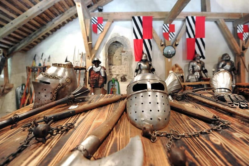 Koper/Trieste: Postojna Cave & Predjama Castle Tour & Ticket - Who will enjoy this day most