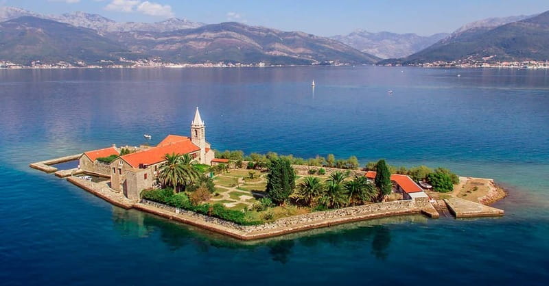 Kotor: Boka Bay, Our Lady of the Rock and Blue Cave Tour - Leaving Kotor for Perast
