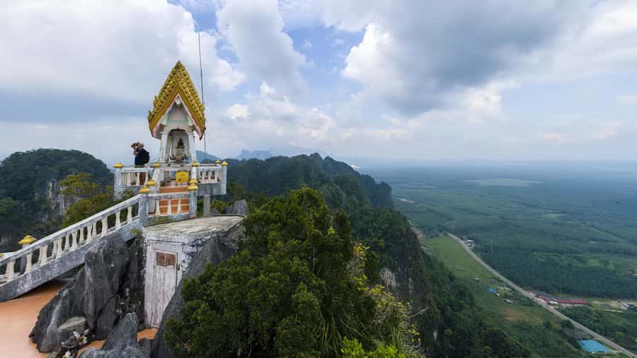 Krabi : 4-Hour City Tour with Tiger Cave Temple - FAQ