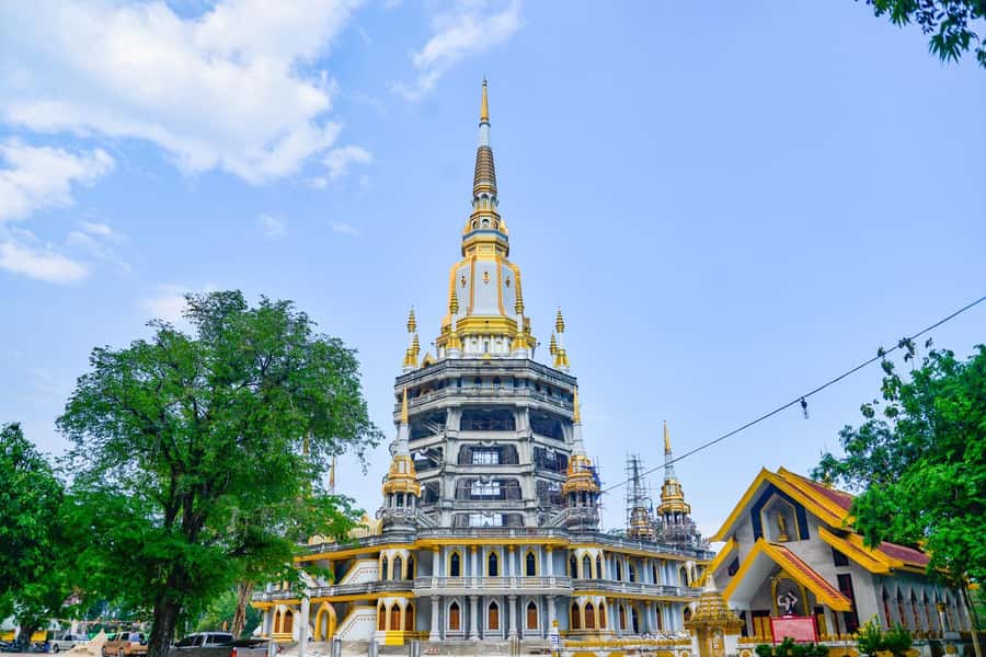 Krabi Private Escape: Emerald Pool, Hot Springs & Tiger Cave - Tiger Cave Temple and the 1,200-step test