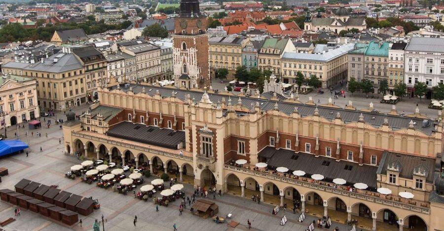 Krakow: Rynek Underground Museum Guided Tour - Kraków’s Main Square has another level