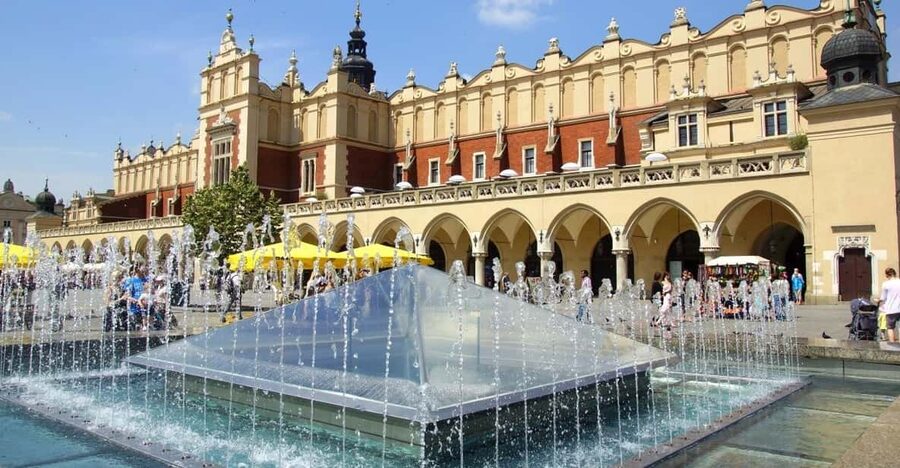 Krakow's Rynek Underground Museum Tour with Ticket and Guide - Key points to know before booking
