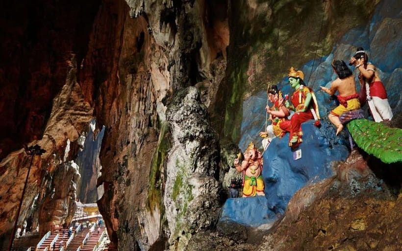 Kuala Lumpur: Batu Caves & Kuala Gandah Elephant Sanctuary - What the private vehicle really adds
