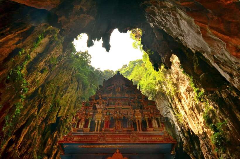 Kuala Lumpur: City Tour & Batu Caves Combo - Royal Kuala Lumpur begins at the King’s Palace