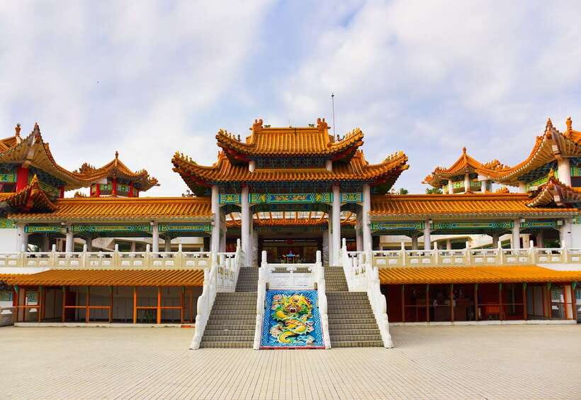 Kuala Lumpur Full-Day Sightseeing Tour with Batu Caves - National Monument and Lake Gardens