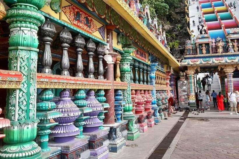 Kuala Lumpur: Kuala Gandah and Batu Caves Private Trip - Who should book this Kuala Lumpur day trip?