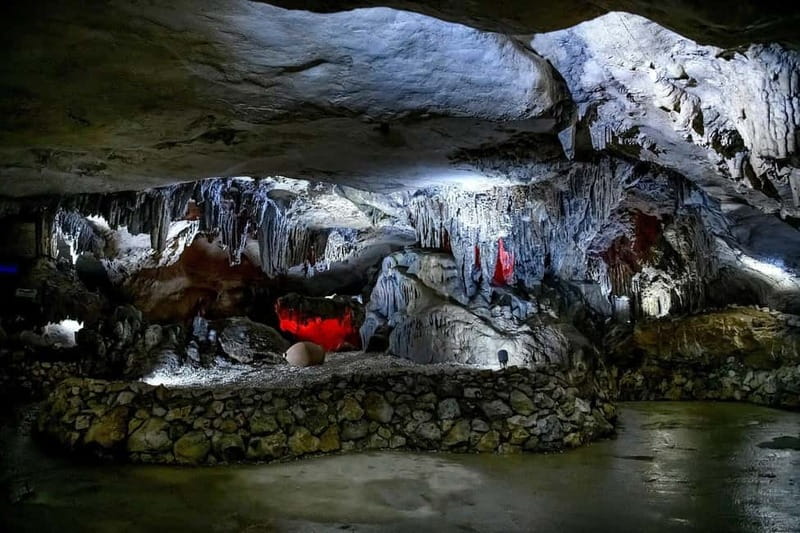 Kutaisi: Sataplia Natural Res. & Tetra Cave Wine Degustation - Inside Sataplia Cave at a steady 14 degrees
