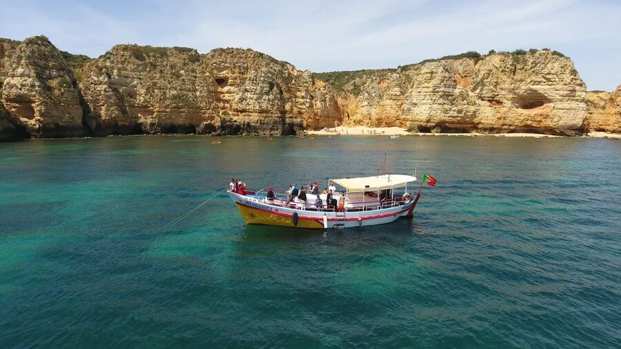 Lagos: Ponta da Piedade Cave and Coastal Tour - Cruising aboard the traditional Mananita
