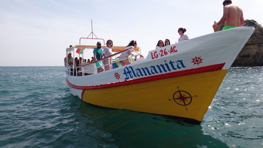 Lagos: Ponta da Piedade Cave and Coastal Tour - Seeing the caves from the smaller boat