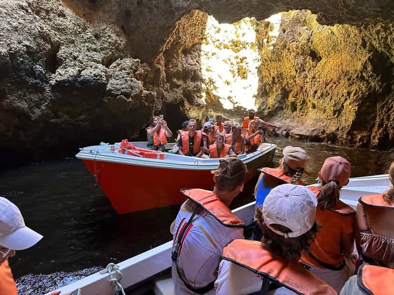 Lagos: Ponta da Piedade Caves Boat Tour - My call on the Ponta da Piedade cruise