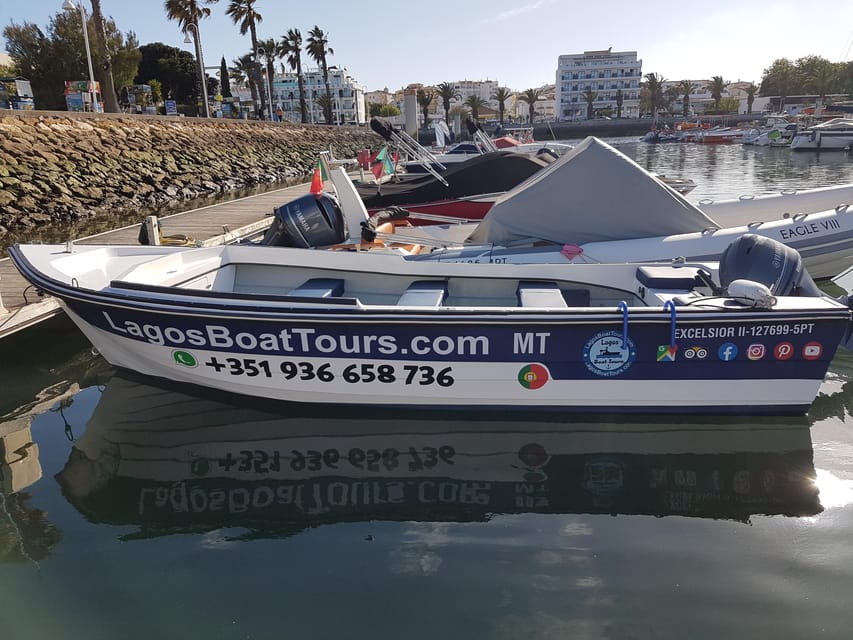 Lagos: Ponta da Piedade Grotto 1-Hour Tour with Local Guide - Why Ponta da Piedade looks better from a boat