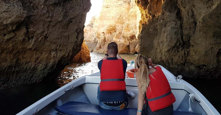 Lagos: Ponta da Piedade Grotto 1-Hour Tour with Local Guide - Leaving Lagos Marina and meeting the guide