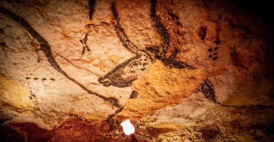 Lascaux IV: Full Replica Cave Experience Ticket - Why Lascaux IV feels different from an ordinary museum visit