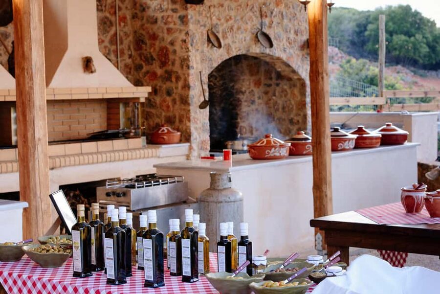 Lassithi, Zeus Cave, Olive Mill Farm & Knossos Combo Tour - Why this Crete day trip works