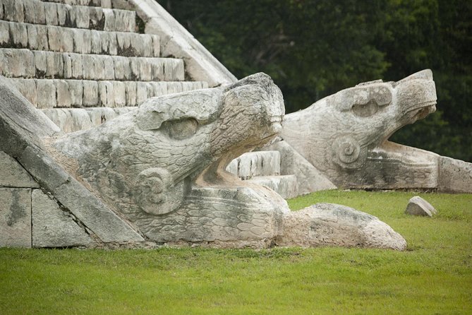 LDS Tour to Chichen Itza + Cenote - Guides who shape the experience