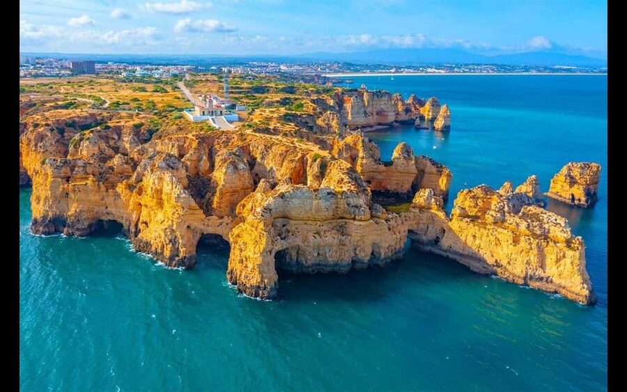 Lisbon: Algarve, Benagil Caves & Lagos w/ Boat Tour Option - What the Guides Add to a Packed Schedule