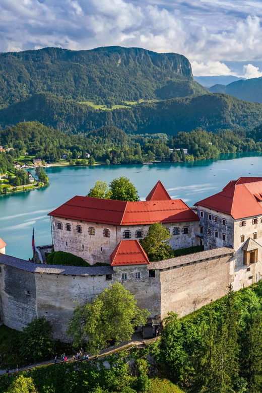 Ljubljana: Lake Bled, Postojna Cave, and Predjama Day Tour - Predjama Castle, built into the rock