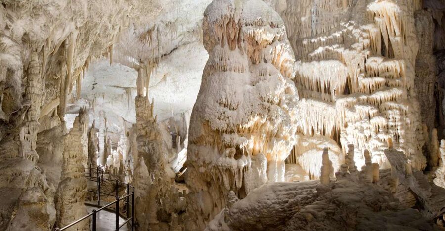 Ljubljana: Postojna Cave & Predjama Castle Tickets and Tour - Why Postojna Cave is the main event