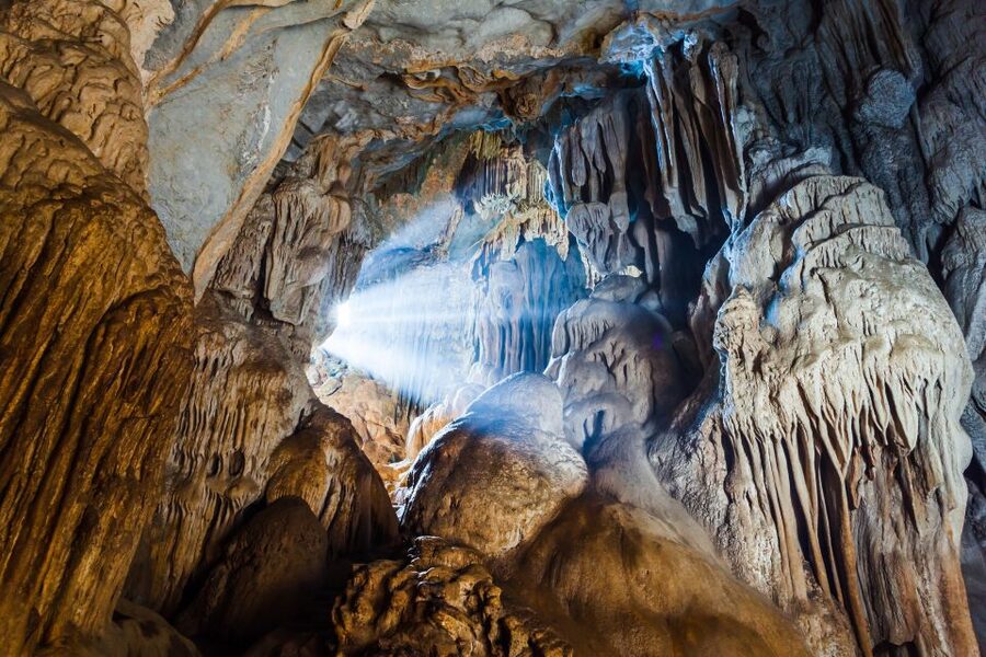 Ljubljana: Postojna Cave & Predjama Castle Tickets and Tour - The six-hour route from Ljubljana
